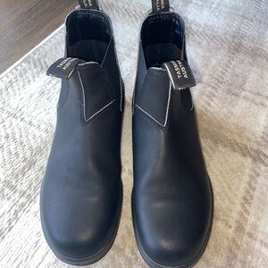 NWOT Womens Blundstone Boots